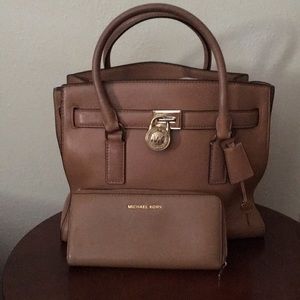 Michael Kors handbag and matching wallet